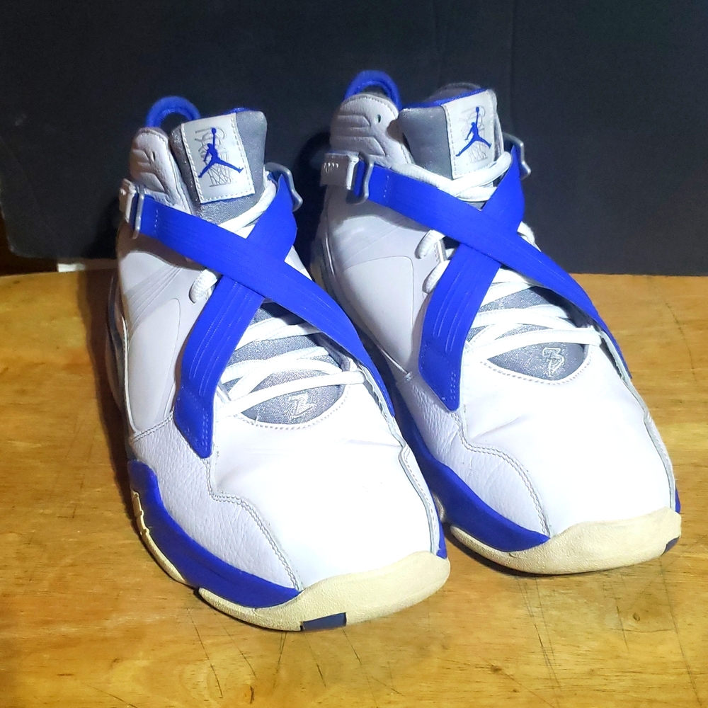 Air Jordan 8 White Silver colorway (varsity blue and white)